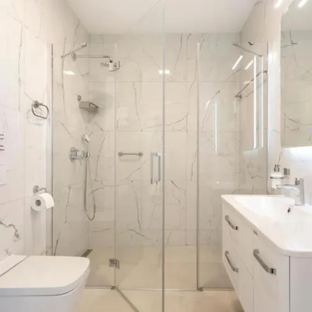 Apartment Penthouse Maya With Pool And Jacuzzi Sveti Anton (Krk)