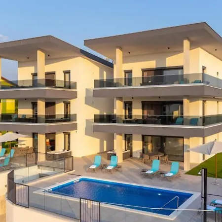 Penthouse Maya With Pool And Jacuzzi Apartment Sveti Anton (Krk)