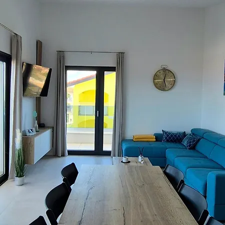 Apartment Penthouse Maya With Pool And Jacuzzi *