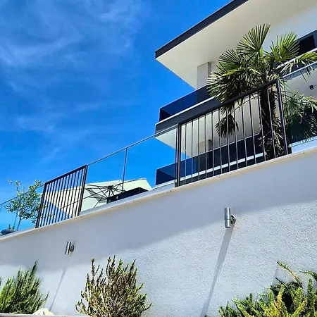 Penthouse Maya With Pool And Jacuzzi Apartment