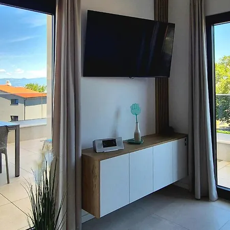 Penthouse Maya With Pool And Jacuzzi Apartment Sveti Anton (Krk)